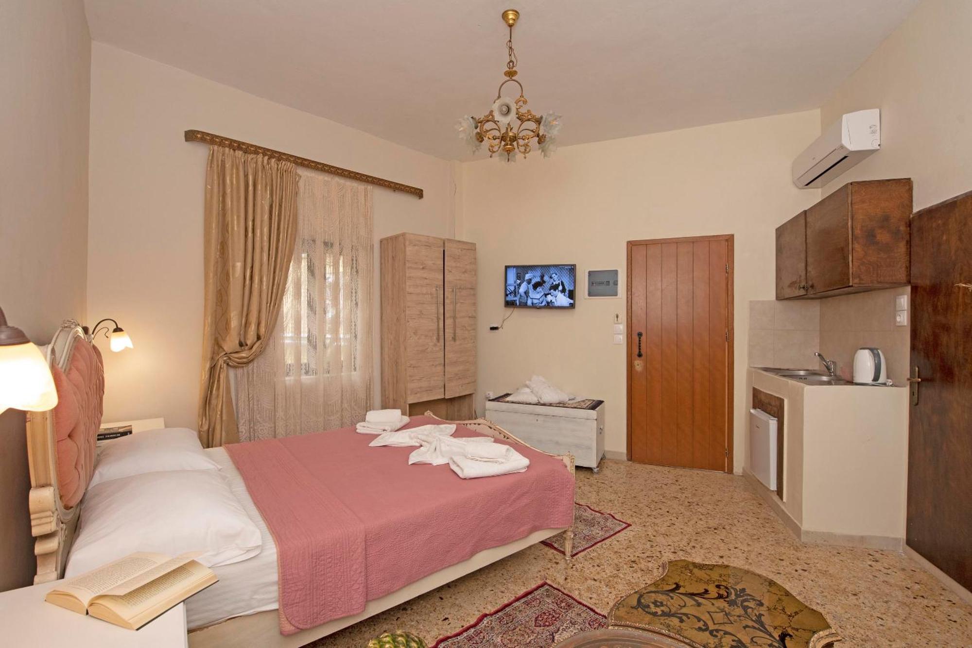 Arionos Rooms - Old Town Rhodes City Екстериор снимка