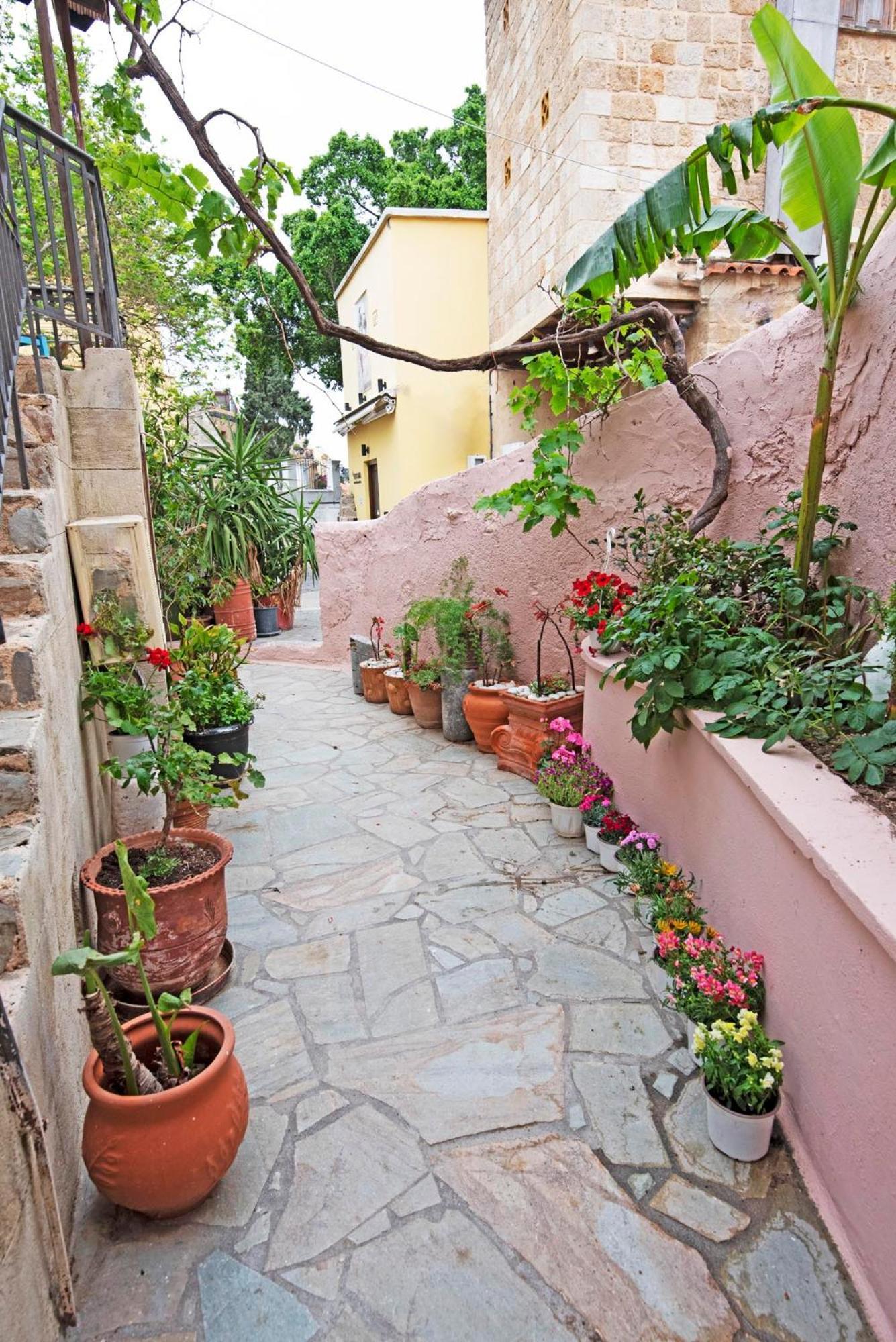 Arionos Rooms - Old Town Rhodes City Екстериор снимка