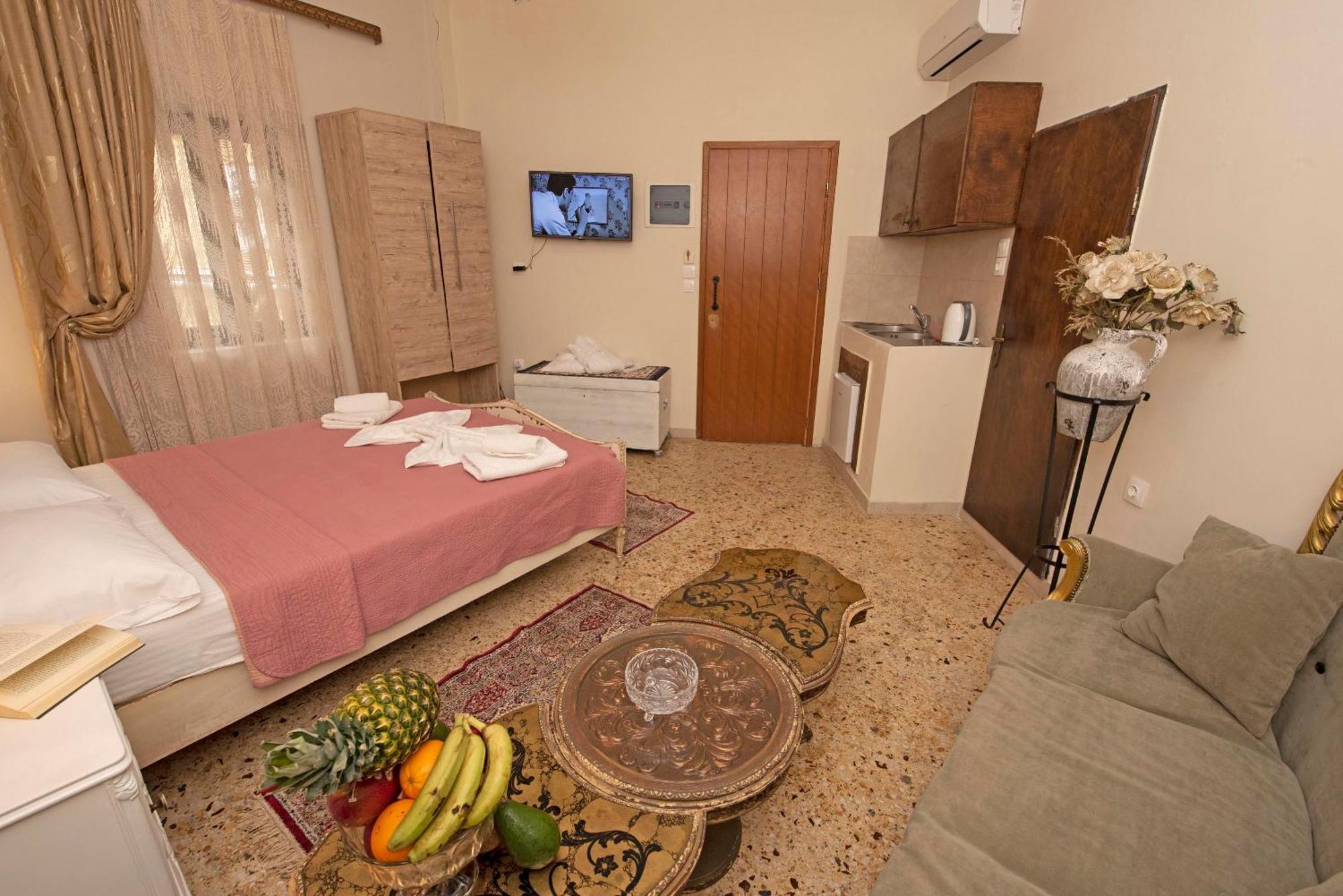 Arionos Rooms - Old Town Rhodes City Екстериор снимка